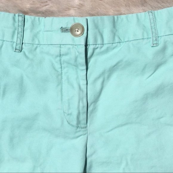 GAP Seafoam Green Mid Rise Shorts Size 4 - Picture 2 of 4
